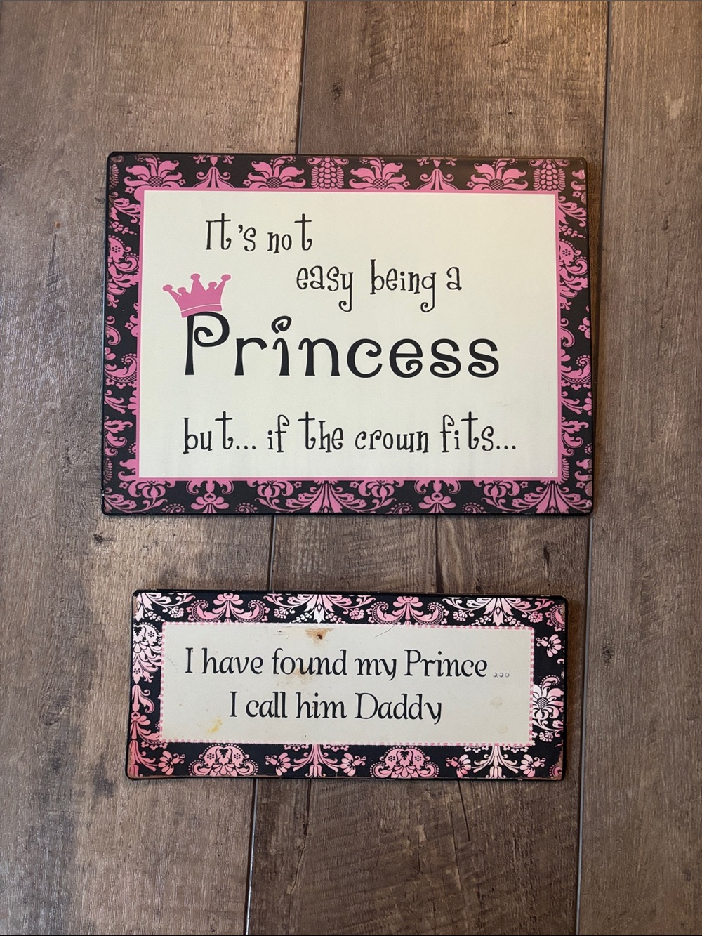 2 pc set metal wall decor Princess Prince